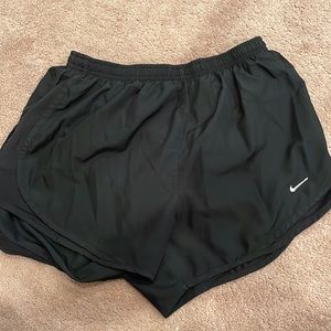 Nike Women's Tempo Running Shorts, black, size medium